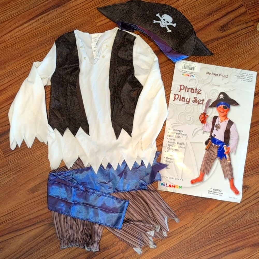 Kids pirate costume